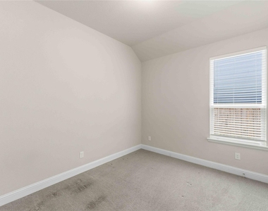 11926 Symphony Park Court - Photo Thumbnail 14