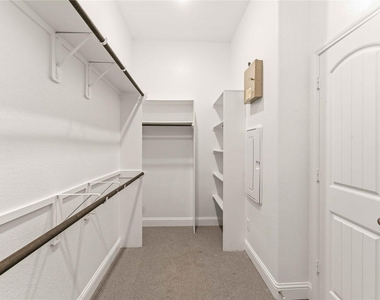 11926 Symphony Park Court - Photo Thumbnail 23