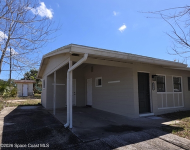4415 Coleridge Avenue - Photo Thumbnail 2