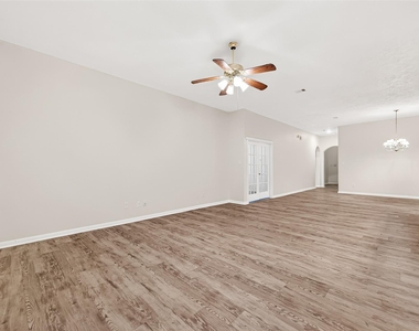 13006 Rose Landing Drive - Photo Thumbnail 7