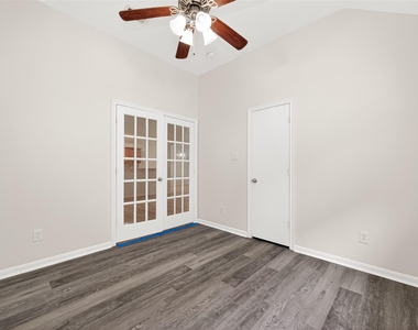 13006 Rose Landing Drive - Photo Thumbnail 13