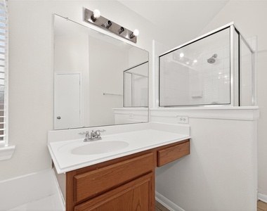 13006 Rose Landing Drive - Photo Thumbnail 39