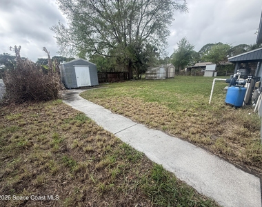 835 Kanawha Street - Photo Thumbnail 6