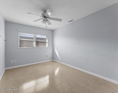 215 Marion Street - Photo Thumbnail 11