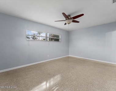 215 Marion Street - Photo Thumbnail 10