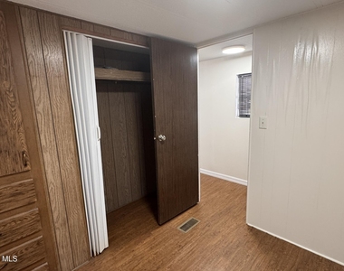 2522 Amberly Road Ne - Photo Thumbnail 11