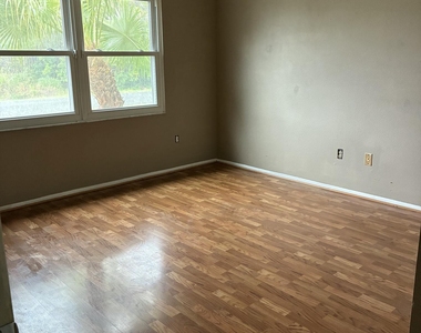 890 Serenade Street Nw - Photo Thumbnail 3