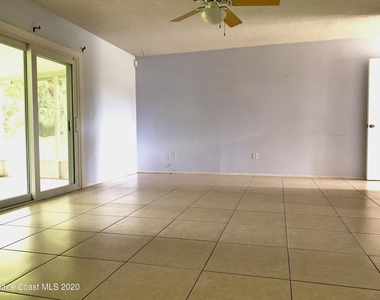 890 Serenade Street Nw - Photo Thumbnail 7