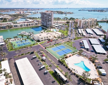 7920 Sun Island Drive S - Photo Thumbnail 29