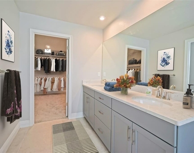 6016 Grand Sonata Avenue - Photo Thumbnail 7