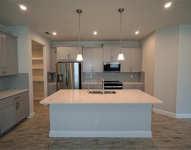 6016 Grand Sonata Avenue - Photo Thumbnail 16