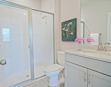 6016 Grand Sonata Avenue - Photo Thumbnail 5