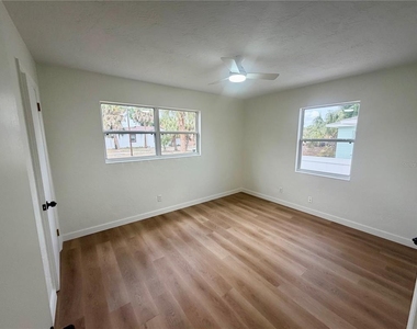 3938 2nd Avenue N - Photo Thumbnail 10