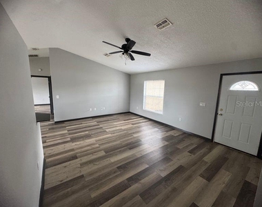6289 Mariner Boulevard - Photo Thumbnail 5