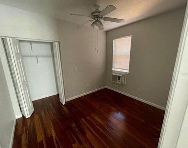 255 6th Avenue N - Photo Thumbnail 6