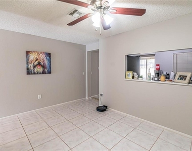 2897 Thaxton Drive - Photo Thumbnail 4