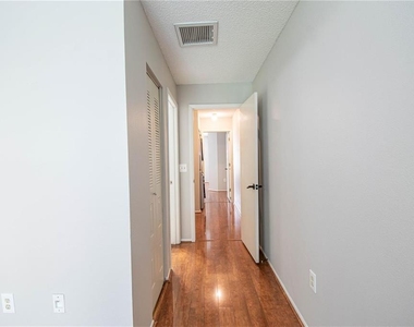 2897 Thaxton Drive - Photo Thumbnail 17
