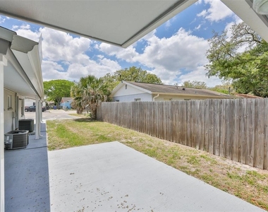 5637 Golden Nugget Drive - Photo Thumbnail 21