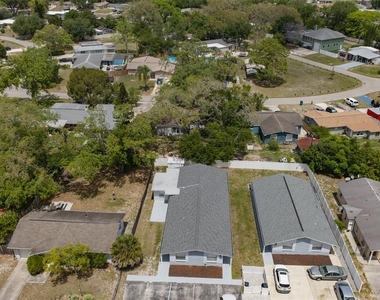 5637 Golden Nugget Drive - Photo Thumbnail 24