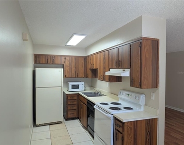 614 W Fort Dade Avenue - Photo Thumbnail 2