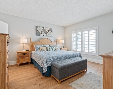 4950 Gulf Boulevard - Photo Thumbnail 20