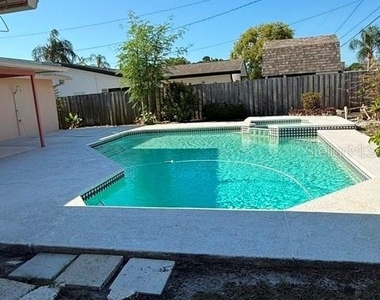 1884 Yale Drive - Photo Thumbnail 1