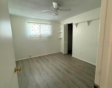 1884 Yale Drive - Photo Thumbnail 5
