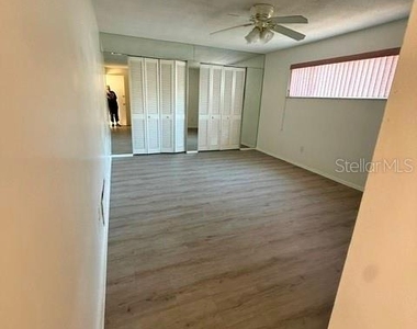 1884 Yale Drive - Photo Thumbnail 20