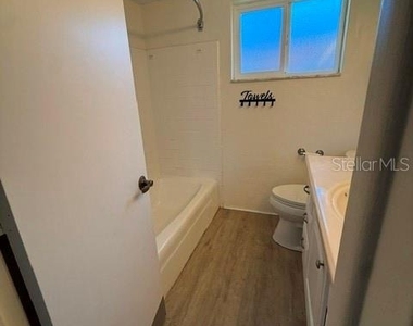 1884 Yale Drive - Photo Thumbnail 10