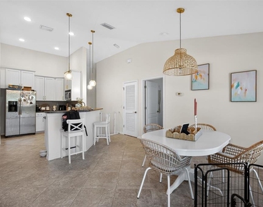 7001 Interbay Boulevard - Photo Thumbnail 15