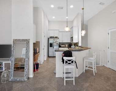 7001 Interbay Boulevard - Photo Thumbnail 11