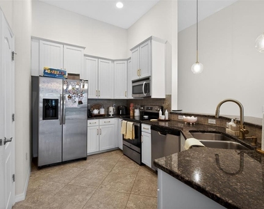 7001 Interbay Boulevard - Photo Thumbnail 13