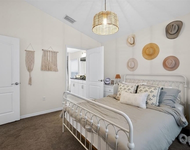7001 Interbay Boulevard - Photo Thumbnail 21