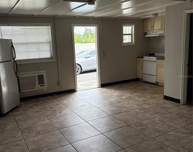 14854 17th Street - Photo Thumbnail 5