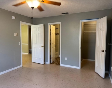5435 Tangerine Drive - Photo Thumbnail 3