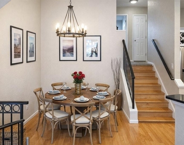 617 Island Place Way - Photo Thumbnail 5