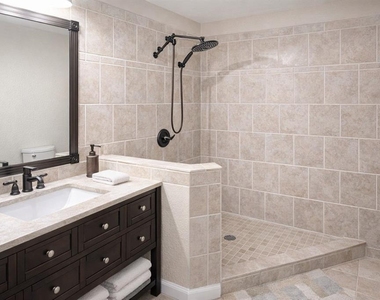 617 Island Place Way - Photo Thumbnail 12