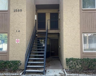 1589 Greenlea Drive - Photo Thumbnail 5