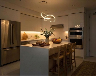400 Central Avenue - Photo Thumbnail 1