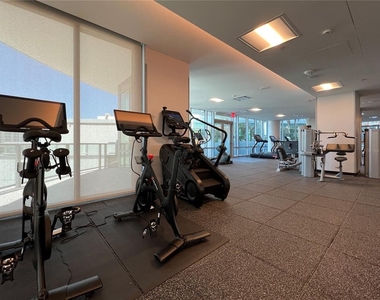400 Central Avenue - Photo Thumbnail 13