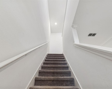 21818 Lyonia Lane - Photo Thumbnail 8