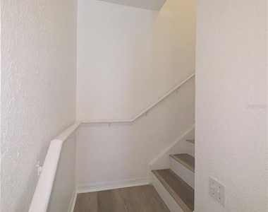 4015 Venetian Bay Drive - Photo Thumbnail 6