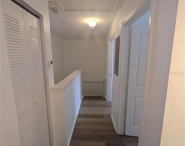 4015 Venetian Bay Drive - Photo Thumbnail 9