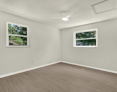 1187 Bass Boulevard - Photo Thumbnail 13