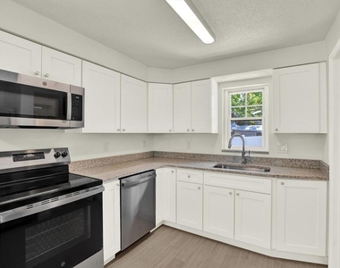 1187 Bass Boulevard - Photo Thumbnail 18