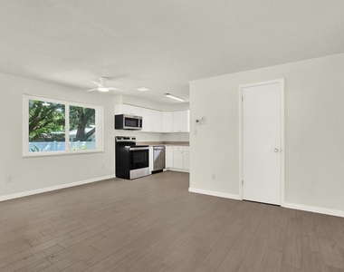 1187 Bass Boulevard - Photo Thumbnail 26