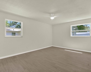 1187 Bass Boulevard - Photo Thumbnail 16