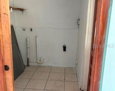 5441 6th Street - Photo Thumbnail 9