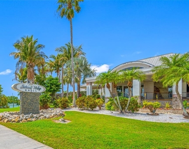 121 Island Way - Photo Thumbnail 48