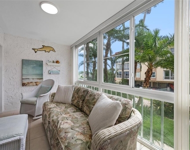 121 Island Way - Photo Thumbnail 20